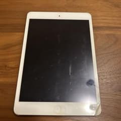 iPad mini2 ホワイト　16GBのサムネイル