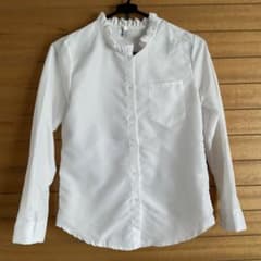 ★未使用、美品★白ブラウスのサムネイル