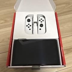 Nintendo Switch 有機ELモデル ホワイトのサムネイル