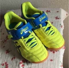 アシックスのサムネイル