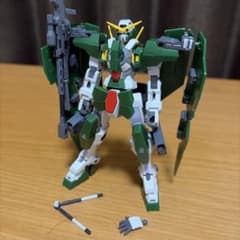 HG ガンダムデュナメス 完成品のサムネイル