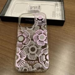 コーチ　スマホケースのサムネイル