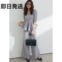 美ラインペプラムハーフスリーブニット+美ラインシルエットライトニットパンツのサムネイル