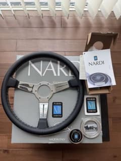 NARDI ND 360 LEATHER ステアリング N132 ポリッシュ NARDI ND 360 LEATHER ステアリング N132 ポリッシュ - メルカリ