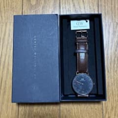 Daniel Wellington ダニエルウェリントン 腕時計 ブラウンのサムネイル