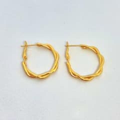 フープピアス【新品未使用】のサムネイル