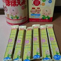 明治ほほえみ 粉ミルク らくらくキューブのサムネイル