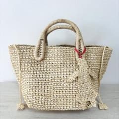 Sulci スルシィ ラフィア カゴバッグ チャーム バンドバッグ - メルカリ