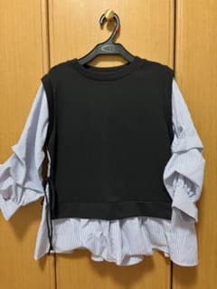 レイヤードフリル袖トップスのサムネイル