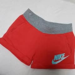 ゴンザレス様専用最終値下げナイキ　パンツ140のサムネイル