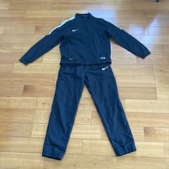 NIKE ドライフィット　のジャージ上下のサムネイル
