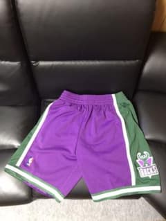 ミッチェルアンドネス　バックス　SWINGMAN SHORTSのサムネイル