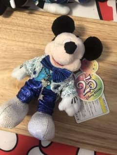 ディズニー ミッキー ぬいぐるみバッジのサムネイル