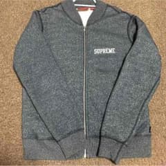 SUPREMEのサムネイル
