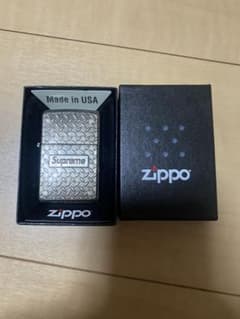 supreme zippoのサムネイル
