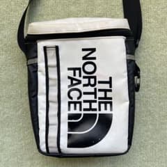 THE NORTH FACE ショルダーバッグ ヒューズボックスポーチ ホワイトのサムネイル