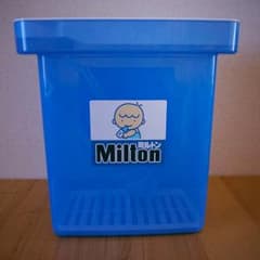 あか様専用　未使用☆ミルトン専用容器のサムネイル