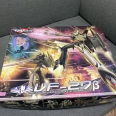 1/72 VF-27β ルシファーバルキリー 一般機