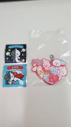 BT21 一番くじ K賞 ラバーチャームのサムネイル