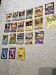 ［ポケモンカード］第一弾パックのカード含む　まとめ売り！　全カード状態悪めのサムネイル