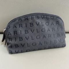 BVLGARI ブルガリ ロゴマニア 半月型 ポーチ ブラック