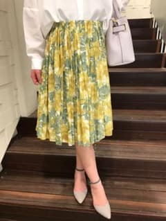 花柄スカート　イエロー　春夏のサムネイル