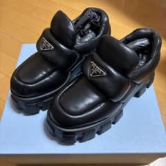 PRADA トライアングルロゴ ナッパレザー パデッド ローファー 36.5 PRADA トライアングルロゴ ナッパレザー パデッド ローファー