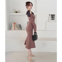 ROYAL PARTY ショルダースカーフマーメイドワンピースのサムネイル
