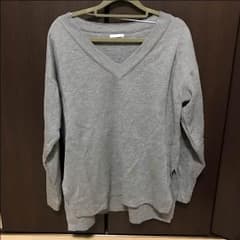 GU Ｖネックセーター 限定値下げ中のサムネイル