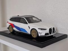 1/18BMW M3ツーリング (G81) M Performanceケース付き - メルカリ