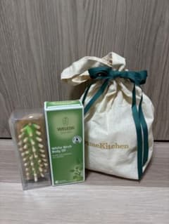 WELEDA ボディオイル マッサージブラシ・プレゼント袋付きのサムネイル