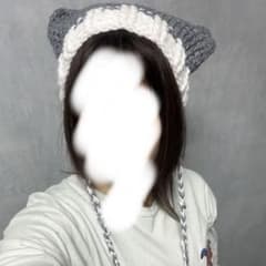 猫耳デザイン　ニット帽子　ねこみみ　グレー　白のサムネイル