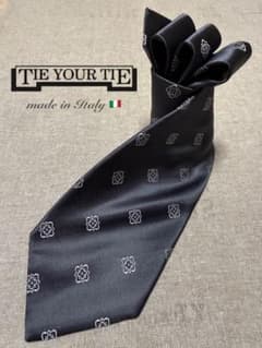 TIE YOUR TIE／タイユアタイ／小紋柄／メダリオン／チャコールグレー TIE YOUR TIE／タイユアタイ／小紋柄／メダリオン／チャコールグレー