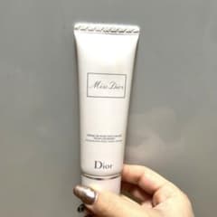 DIOR ハンドクリームのサムネイル