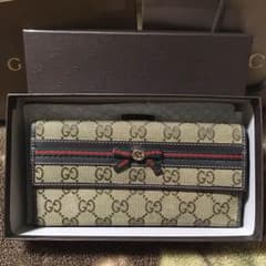 【美品・正規品】GUCCI レディース 長財布のサムネイル