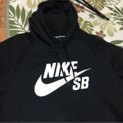 NIKESBパーカーのサムネイル