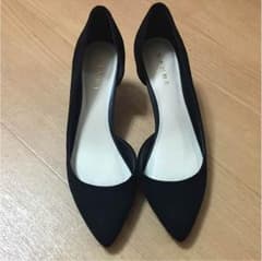 ランダ パンプス 新品のサムネイル