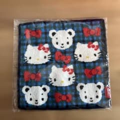 新品 ファミリア キティ コラボ ハンカチ - メルカリ