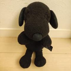 新品UNIQLO☓KAWS PEANUTS スヌーピー ぬいぐるみ 黒　SとM 新品UNIQLO☓KAWS PEANUTS スヌーピー ぬいぐるみ 黒 SとM