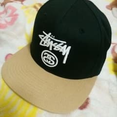 stussyキャップのサムネイル