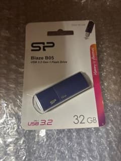 Silicon Power Blaze B05 32GB USBメモリのサムネイル