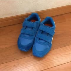 PUMA スニーカーのサムネイル
