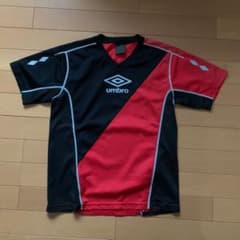 umbro アンブロ Tシャツ　150のサムネイル