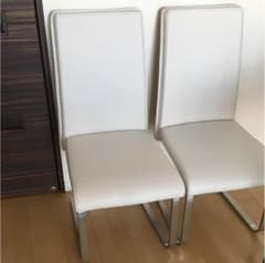 ニトリ購入ダイニングチェア(ダヴィンチ(1525WH))のサムネイル