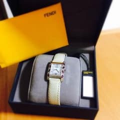 FENDIのサムネイル
