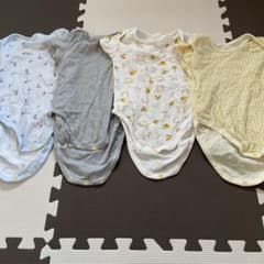 ユニクロ　半袖ロンパース　4枚セット　80cmのサムネイル