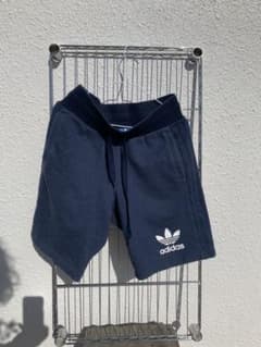 adidas originals ハーフパンツのサムネイル