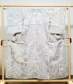 C 夏物 小千谷縮 季節の花々 白色 パステル 麻 薄物 絽 紗 着物 C 夏物 小千谷縮 季節の花々 白色 パステル 麻 薄物 絽 紗 着物
