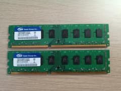 Team Group DDR3 1333MHz メモリ ４GBX２枚のサムネイル