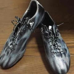 《定価2万》アディゼロ サッカースパイク 28.5cmのサムネイル